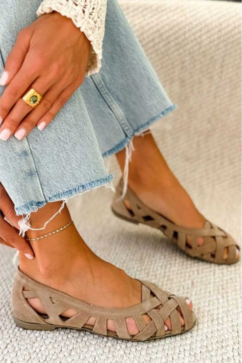 Caterina | Gevlochten Levendige Zomersandalen