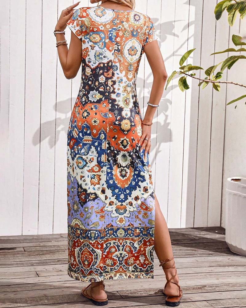 Kleurrijke casual jurk met print en splitten