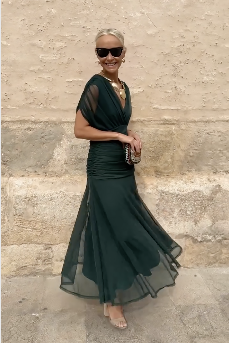 Lotte | Elegante Lange Feestjurk met V-hals