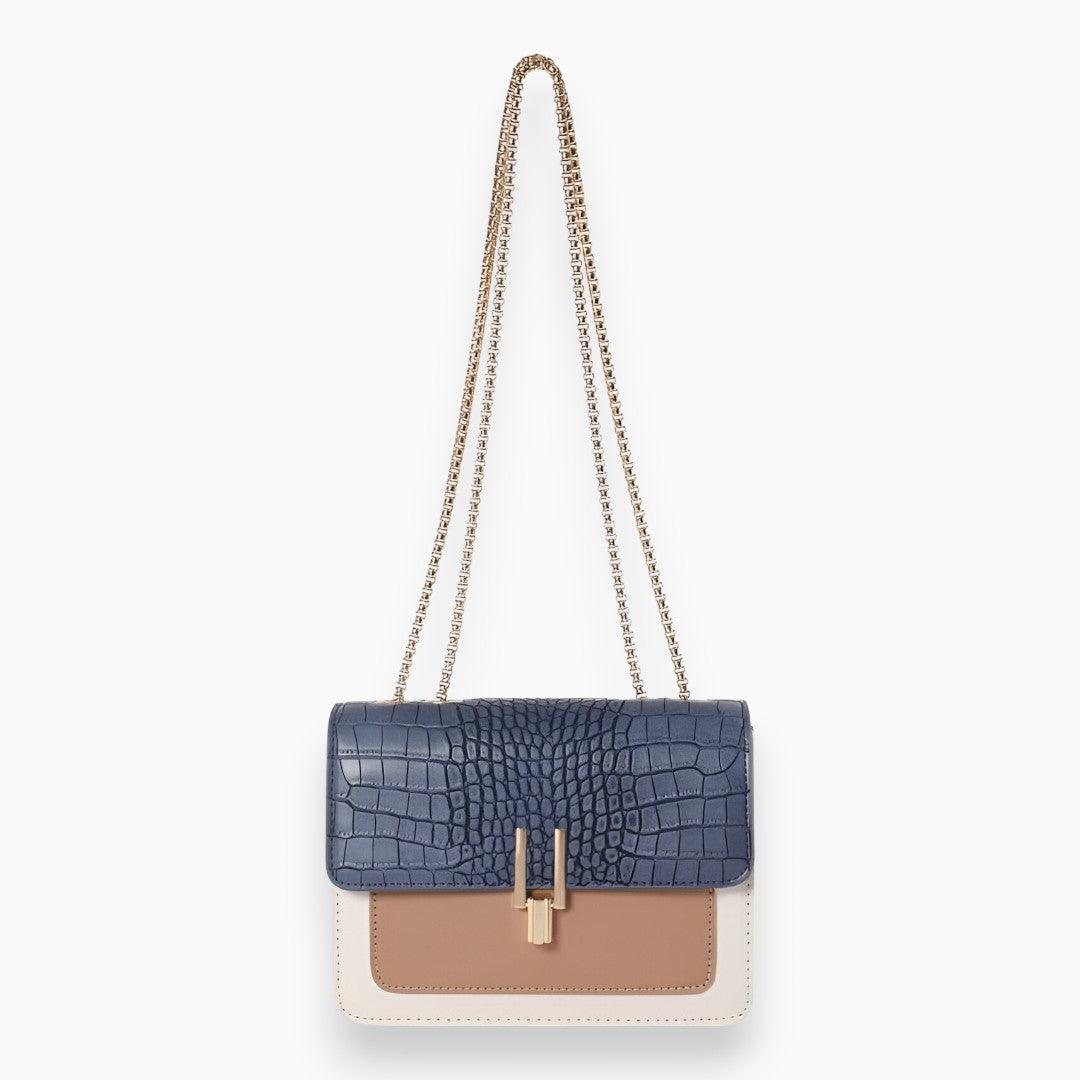 Julia | CHIQUE FLAP TAS