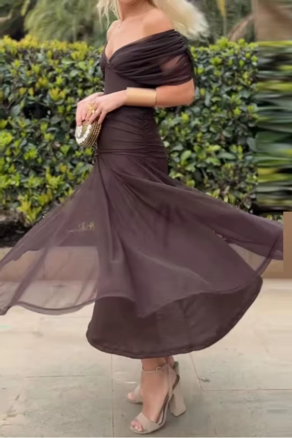 Lotte | Elegante Lange Feestjurk met V-hals