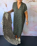 Laluna® | V-hals jurk met luipaardprint