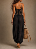 Laia | Halter jumpsuit met vloeiend kant