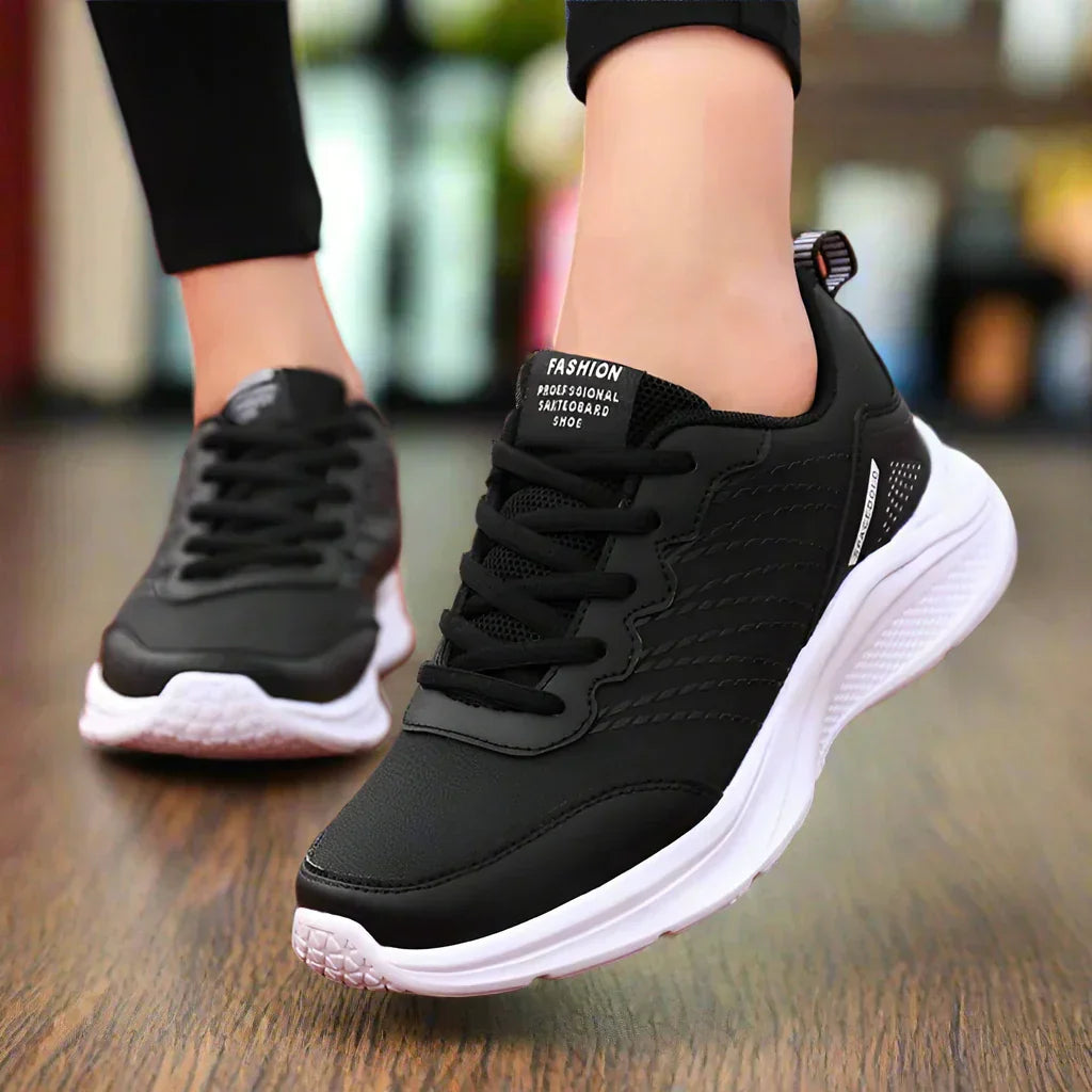 Horeca Schoenen | Ergonomische Anti-slip werkschoenen voor dames met voetondersteuning