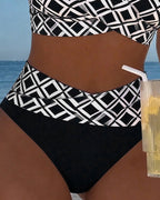 Twee-delige Bikini Met Bh-Snit En Diamantpatroon