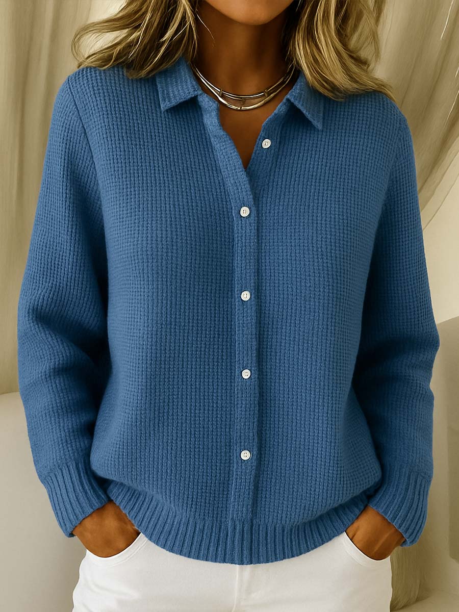 Klassieke gebreide cardigan met knopen