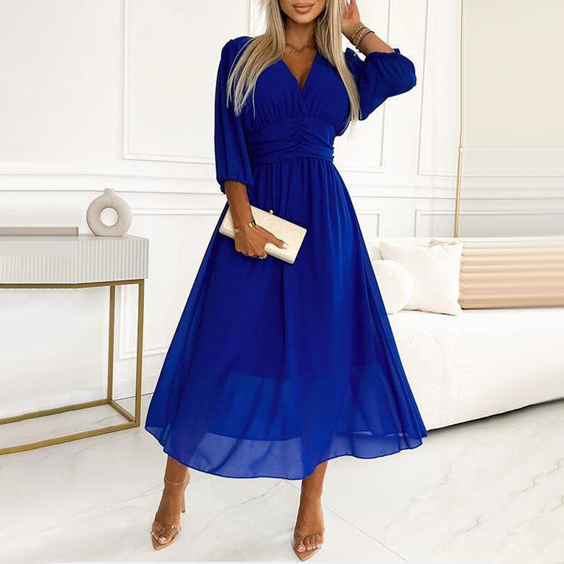 Laluna® | Chiffon Jurk met Puntige Halslijn